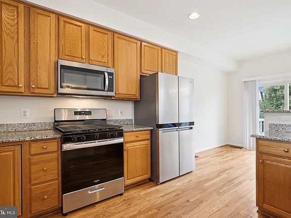 5th image of 5502 Sacramento Mews Pl