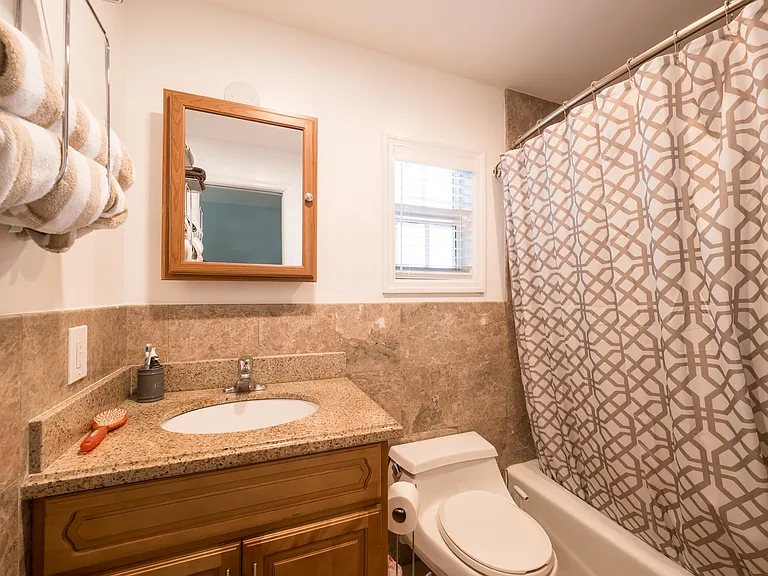 904 Terry Ln #4 — Photo 6