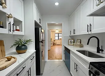 44-21 Macnish Street, #2G