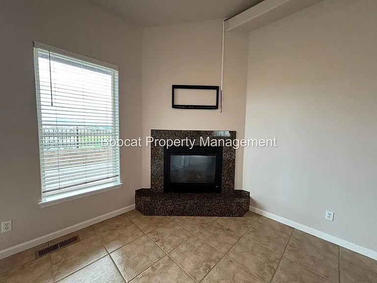 963 Ranchview Cir — Photo 21