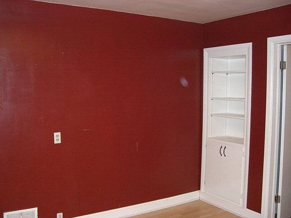 4th image of 640 12th St