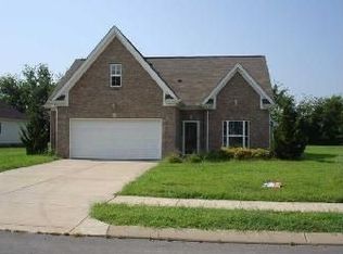 1056 Monticello Pl, Gallatin, TN 37066