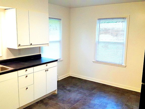 KITCHEN - 2