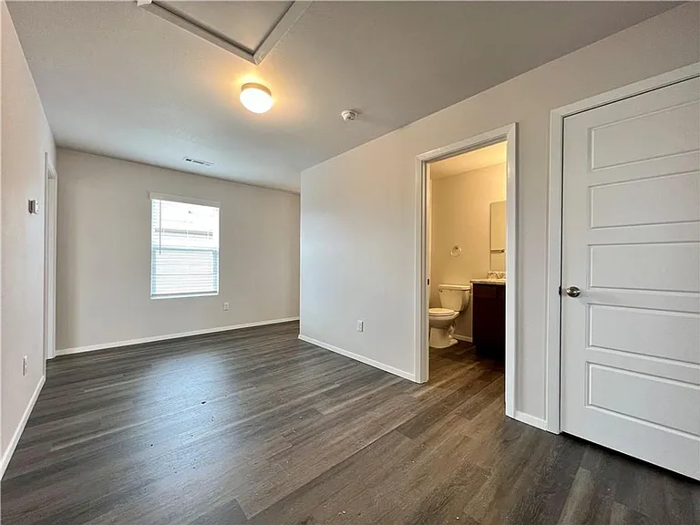 3231 Red Tail Way — Photo 11