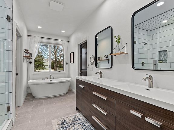 4th image of 114 Shalimar Ct