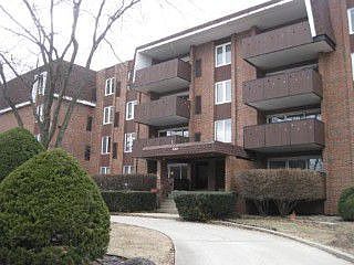 1st image of 120 S Spruce Ave APT 303B