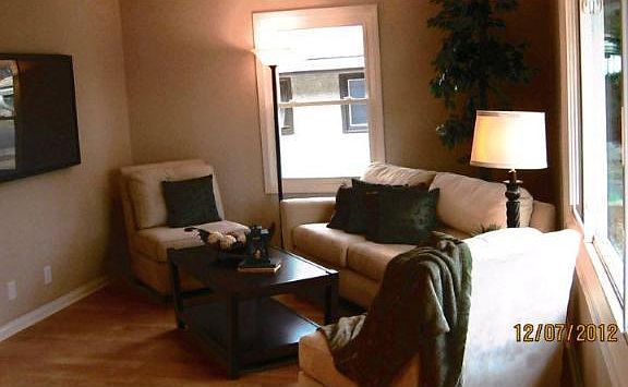3rd image of 1648 McLean Ave