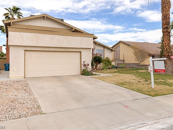 3rd image of 6810 Groveview Ln
