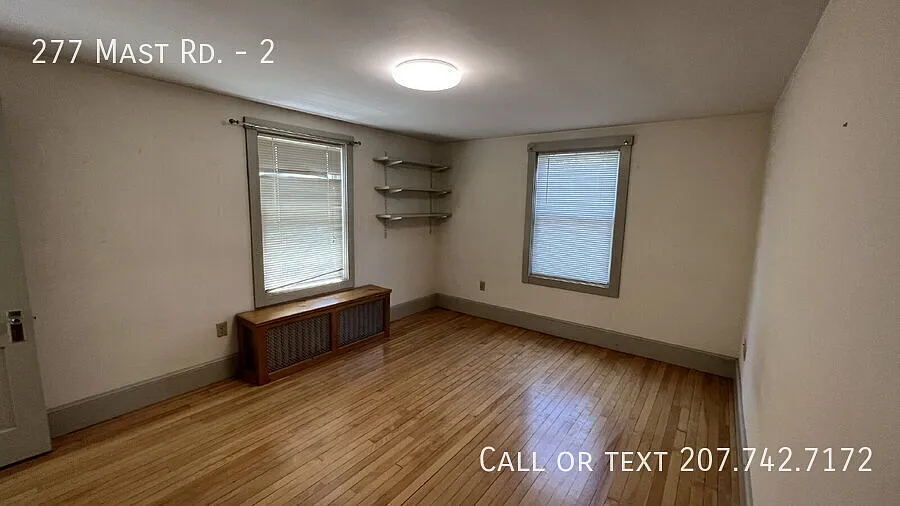 "University Rental-Heat & Hot Water Included-Spacious 4-Bed Oasis with 2 Full Baths at 277 Mast R... — Photo 3
