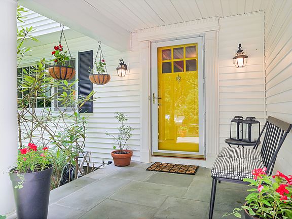 36 Sundance Dr Cos Cob CT-print-033-026-034-4200x2801-300dpi.jpg