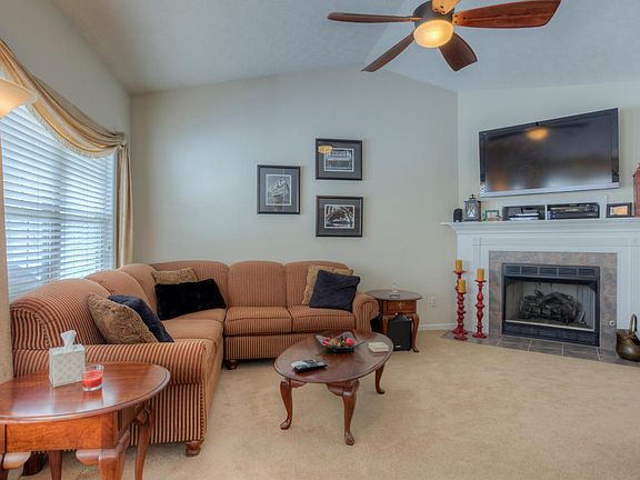 3rd image of 8161 Pepperdine Way #3