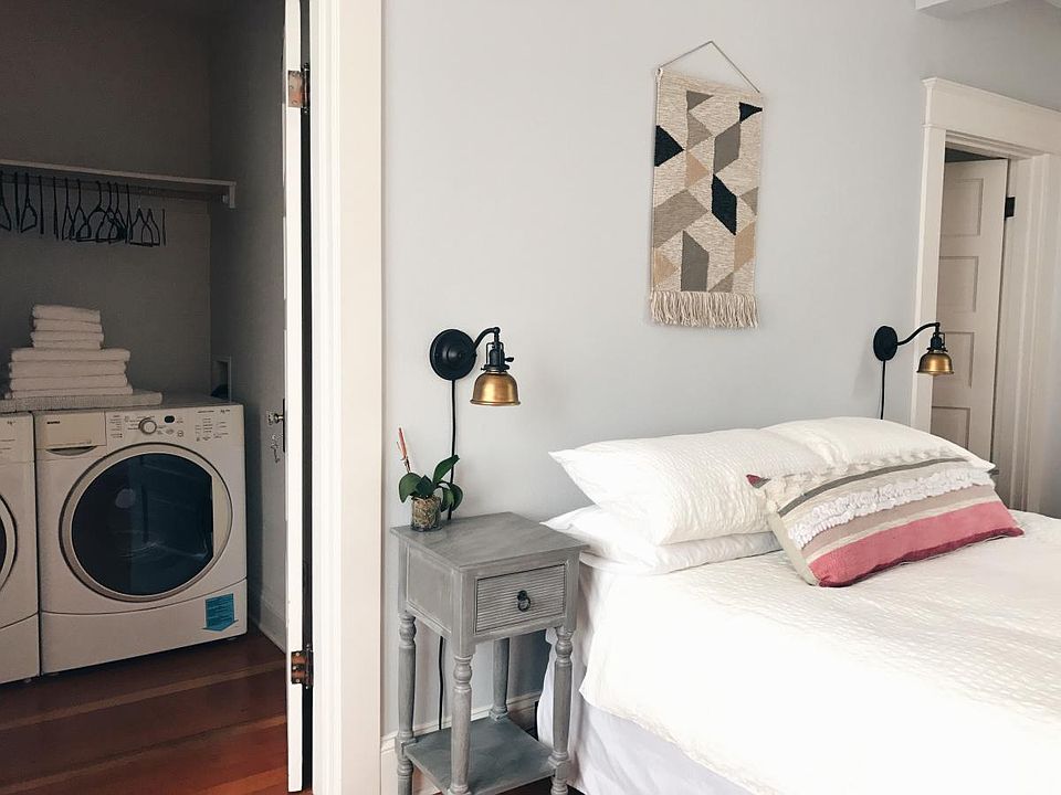 Master Suite & Walk In Closet
