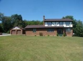 112 Trayor Rd, Ruffs Dale, PA 15679