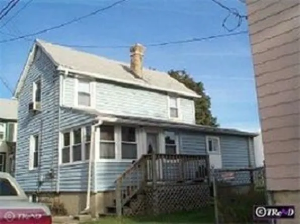 2 Queen St, Paulsboro, NJ 08066