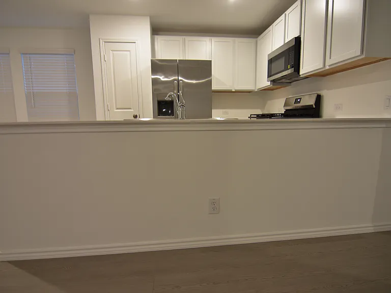 409 Keefer Ln — Photo 22