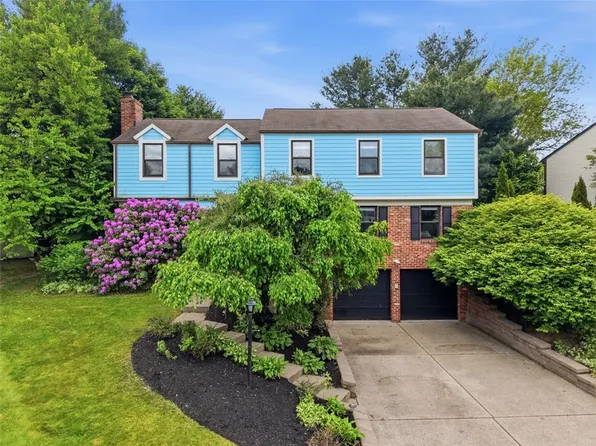 911 Summit Dr, Wexford, PA 15090