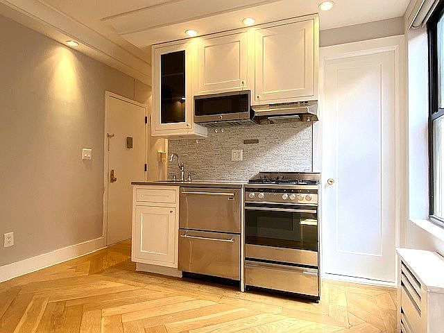 1st image of 236 E 13th St APT 27
