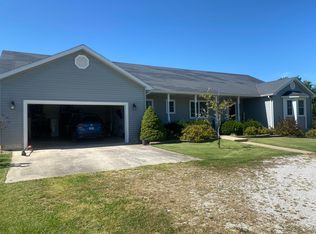 19991 N Jay Jay, Centralia, MO 65240