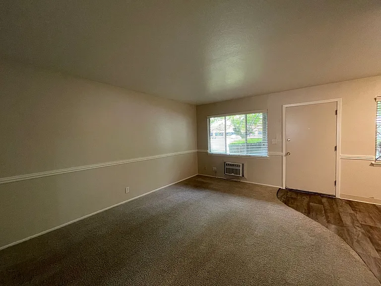 Must See Community in River Park Community ~ East Sac Area — Photo 24