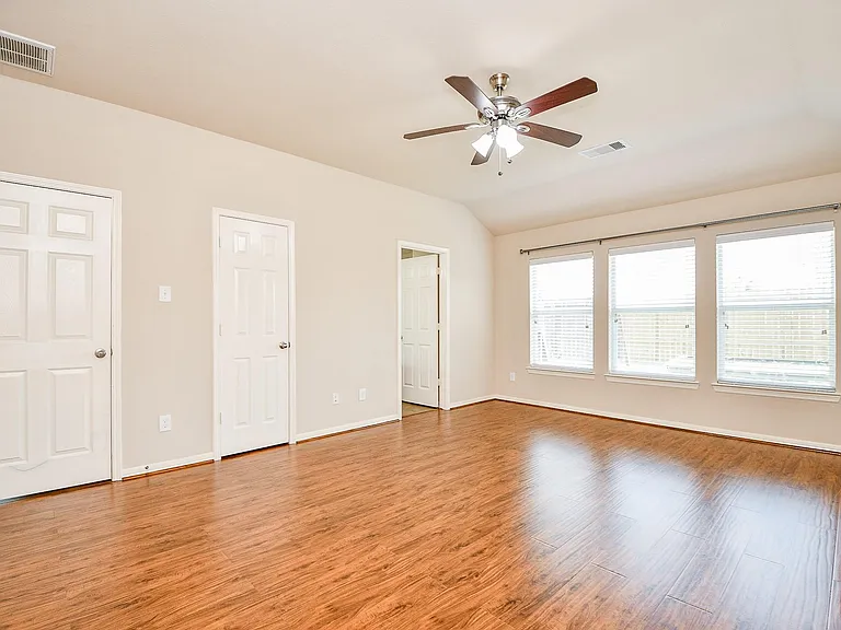 26711 Henson Falls Dr — Photo 17