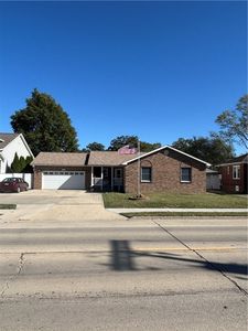 1206 S 4th St, Effingham, IL, 62401