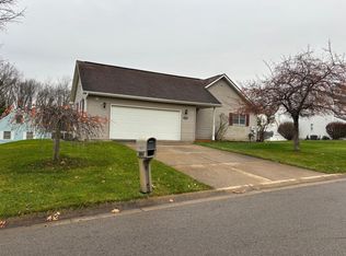 3801 Thorncrest Dr, Jackson, MI 49203