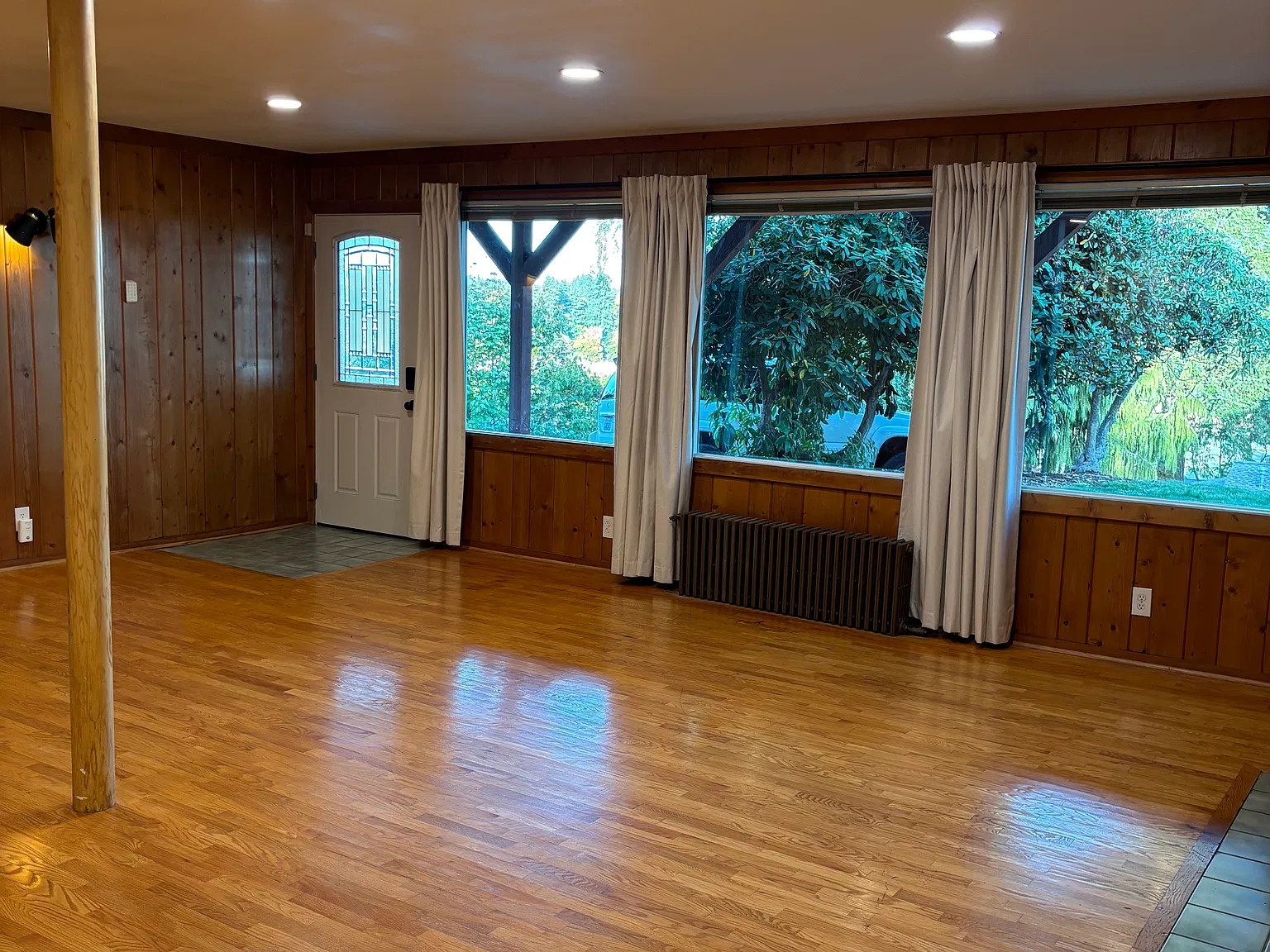 2 bed, 1080 sqft, $1,950 — Photo 4