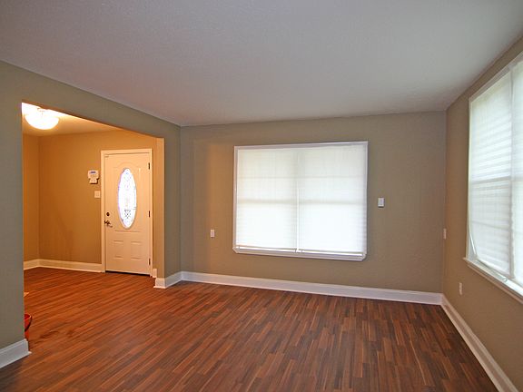 3rd image of 14191 Knightway Dr