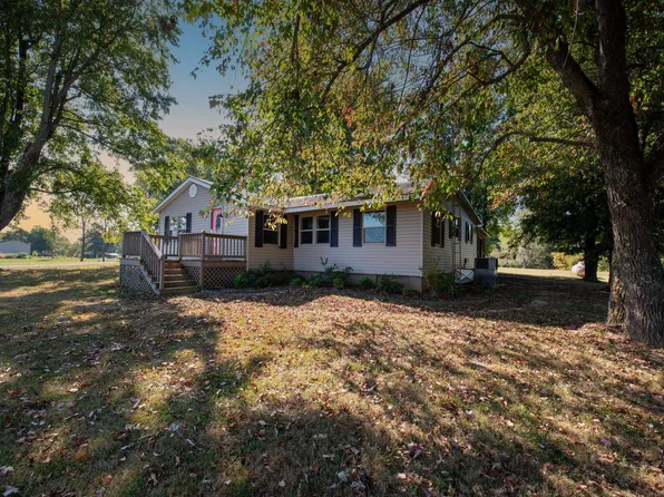 1730 Elva Rd, Madisonville, KY 42431