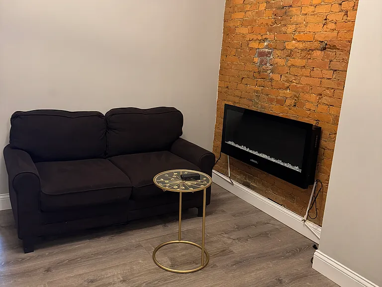 627 Main St #3 — Photo 16