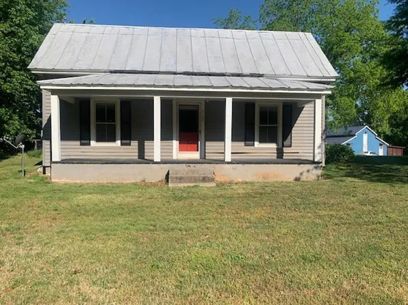 7169 Strawberry Rd, Summerfield, NC 27358