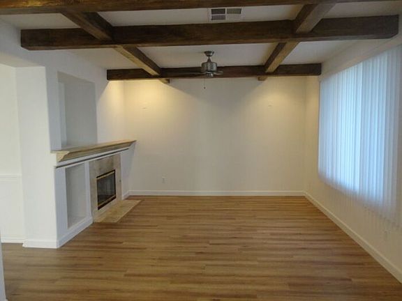 4th image of 27705 Thalia Ln