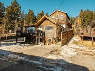 6501 S 22nd Ave, Crowsnest Pass, AB T0K0M0