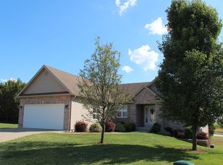 1402 Carolina Dr, Columbia, MO 65202