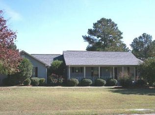 111 Waterford Dr, Bonaire, GA 31005
