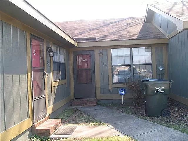 1st image of 656 Gawin Dr