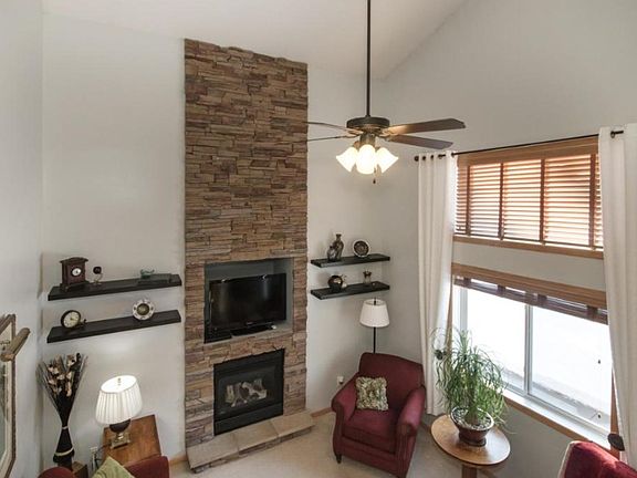 4th image of 3788 Abercrombie Ln