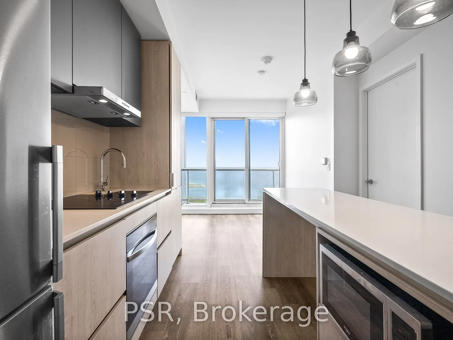 1 bed, $2,595 — Photo 2