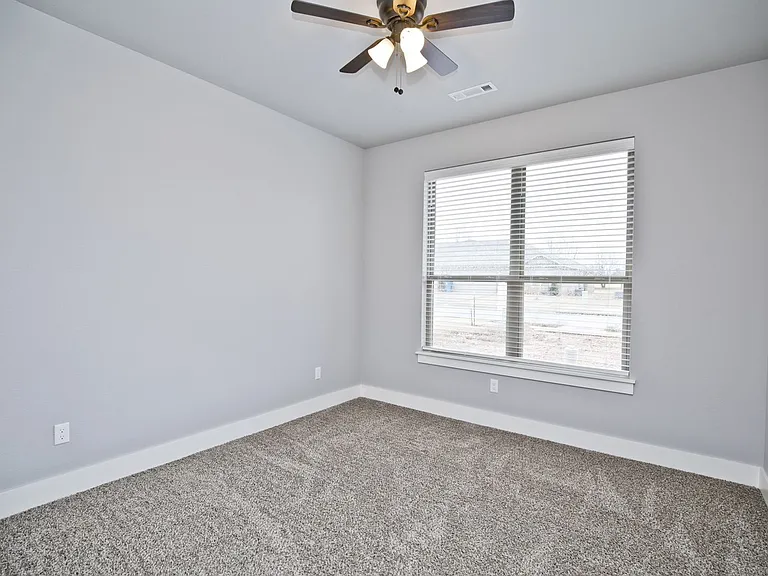 308 Alder St — Photo 17