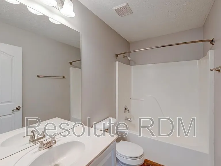 8262 Plumwood Ln — Photo 25
