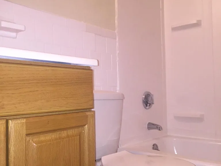 3I5 Revere St — Photo 10
