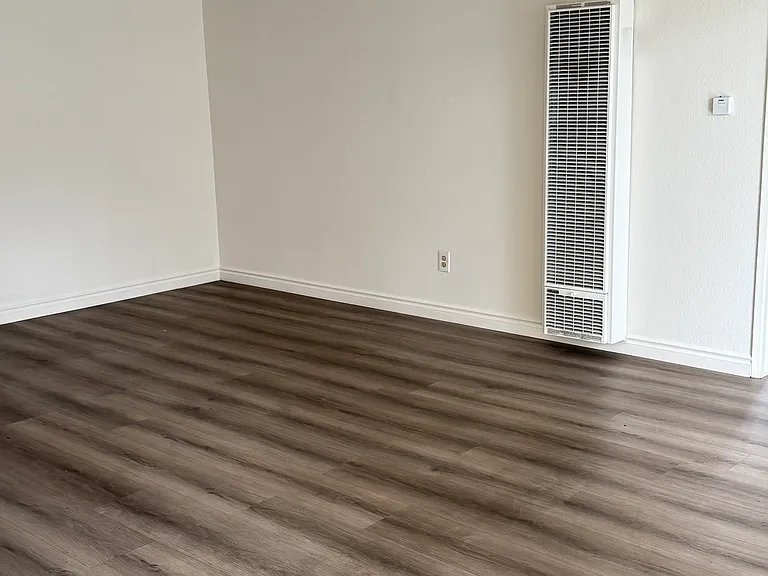 16941 Green Ln #8 — Photo 16