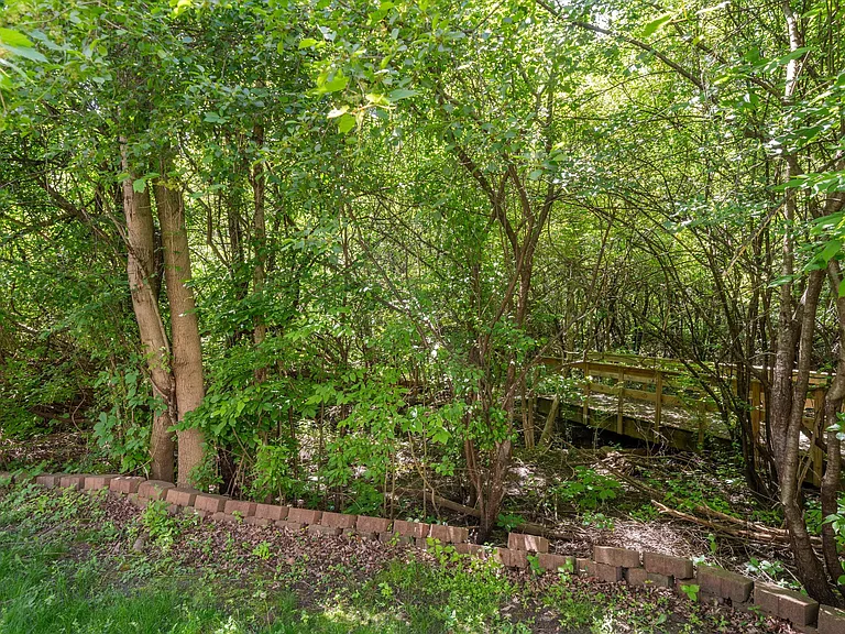 1696 Reserve Ct — Photo 43