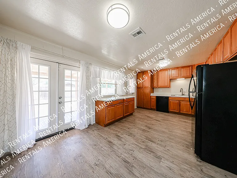 7901 E Kimsey Ln — Photo 14