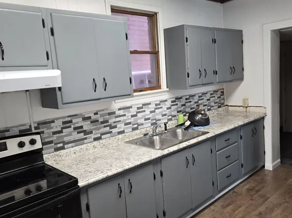 2431 7th Ave #1, Altoona, PA 16602