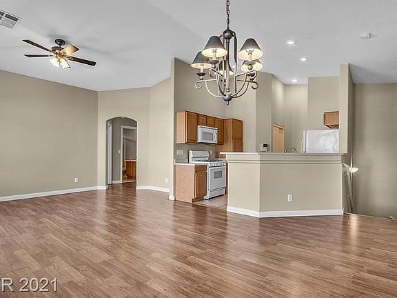 4th image of 6419 Elwood Mead Ave Unit 101