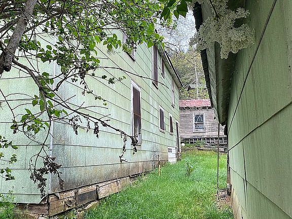 2nd image of 6439 S Francis St