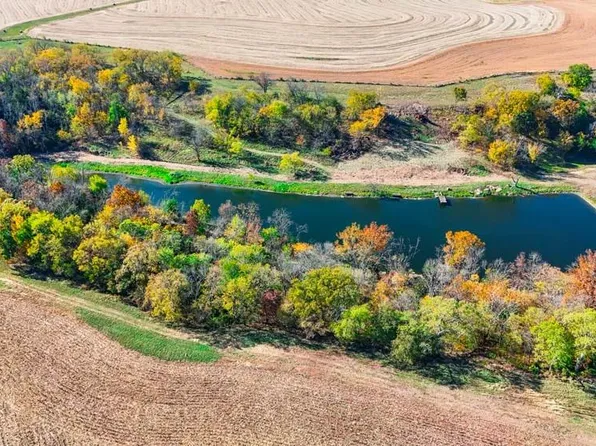N 700th Rd, Lawrence, KS 66047