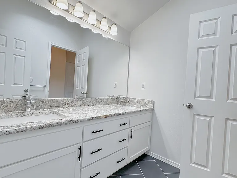 10508 Whitman Ave N #A — Photo 19