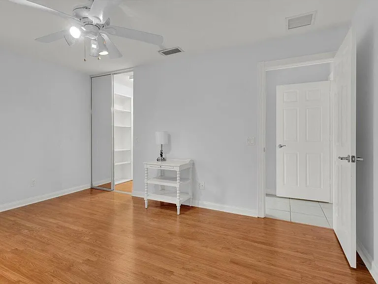 10882 SW Dardanelle Dr — Photo 31